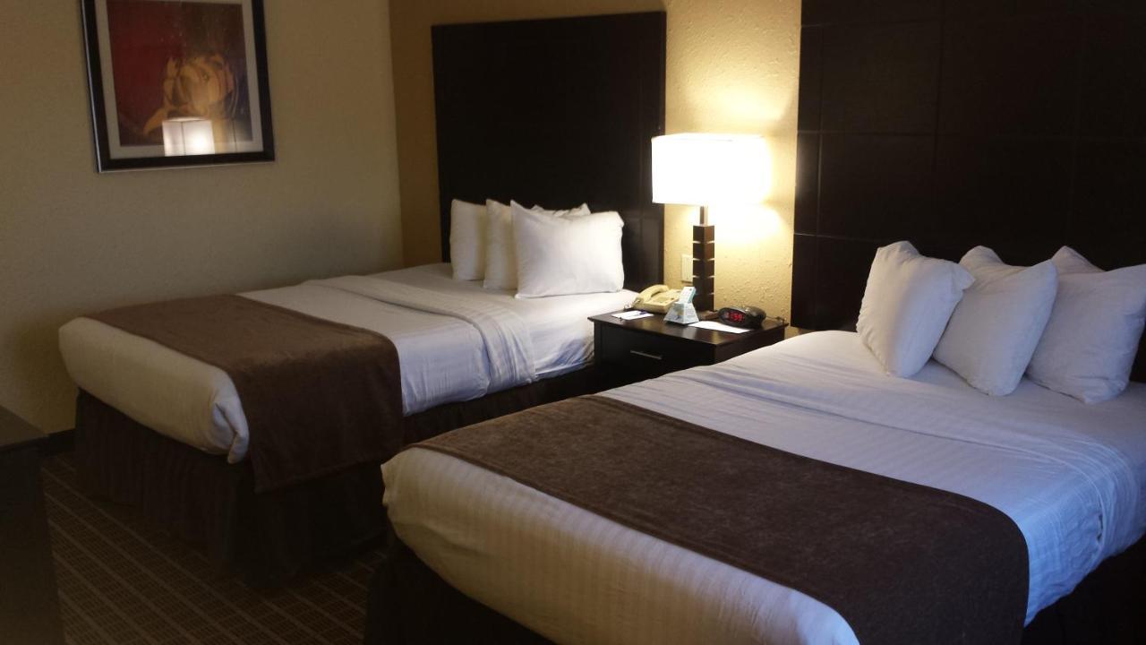 Quality Inn & Suites Morgantown - University Area Extérieur photo