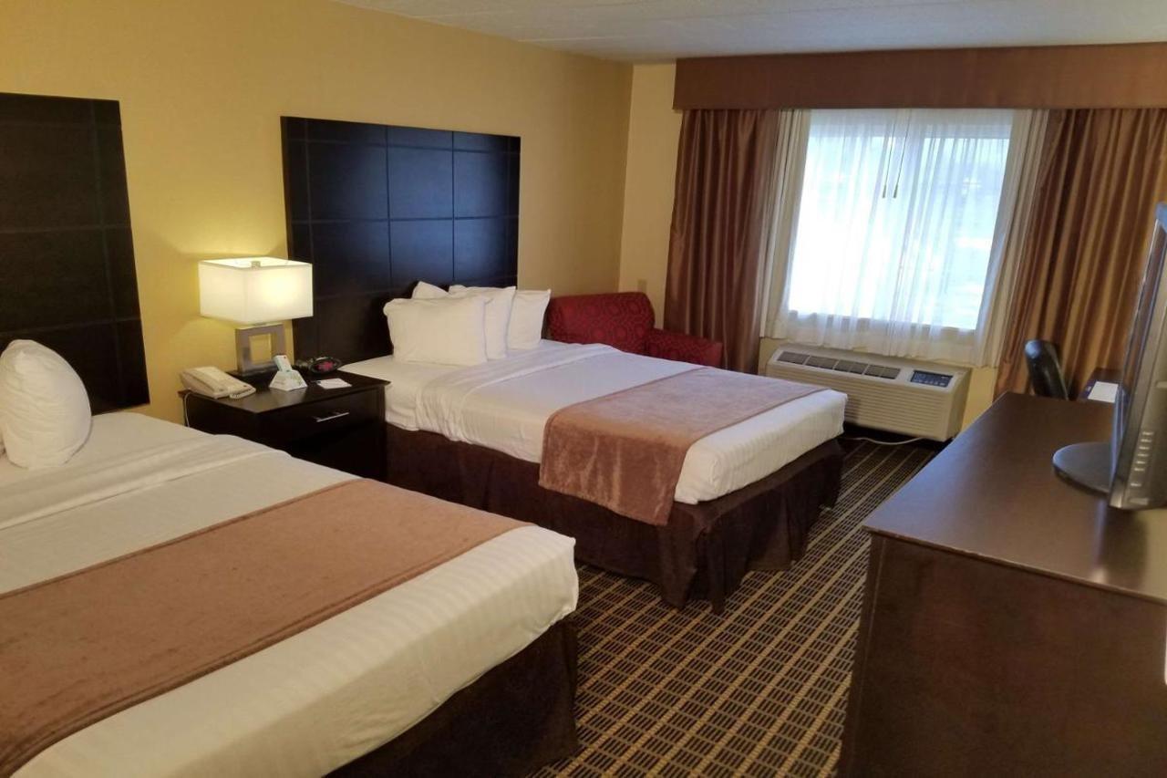 Quality Inn & Suites Morgantown - University Area Extérieur photo